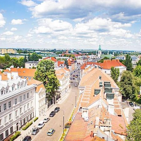 Central Apartment With Balcony And Views, Old Town, Metro Warschau Exterior foto